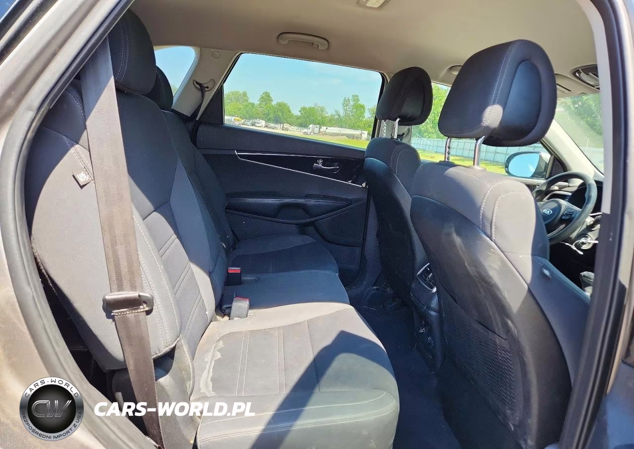 2016 Kia Sorento Lx VIN:5XYPGDA37GG170449 - 11