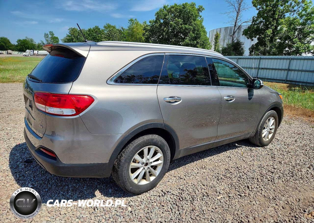 2016 Kia Sorento Lx VIN:5XYPGDA37GG170449 - 3