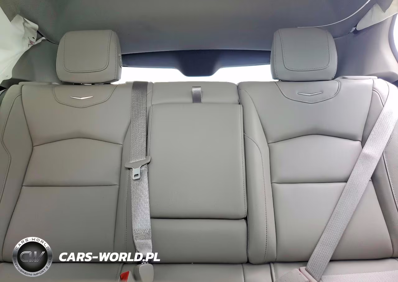 2022 Cadillac Xt4 Luxury VIN:1GYFZBR47NF120281 - 10