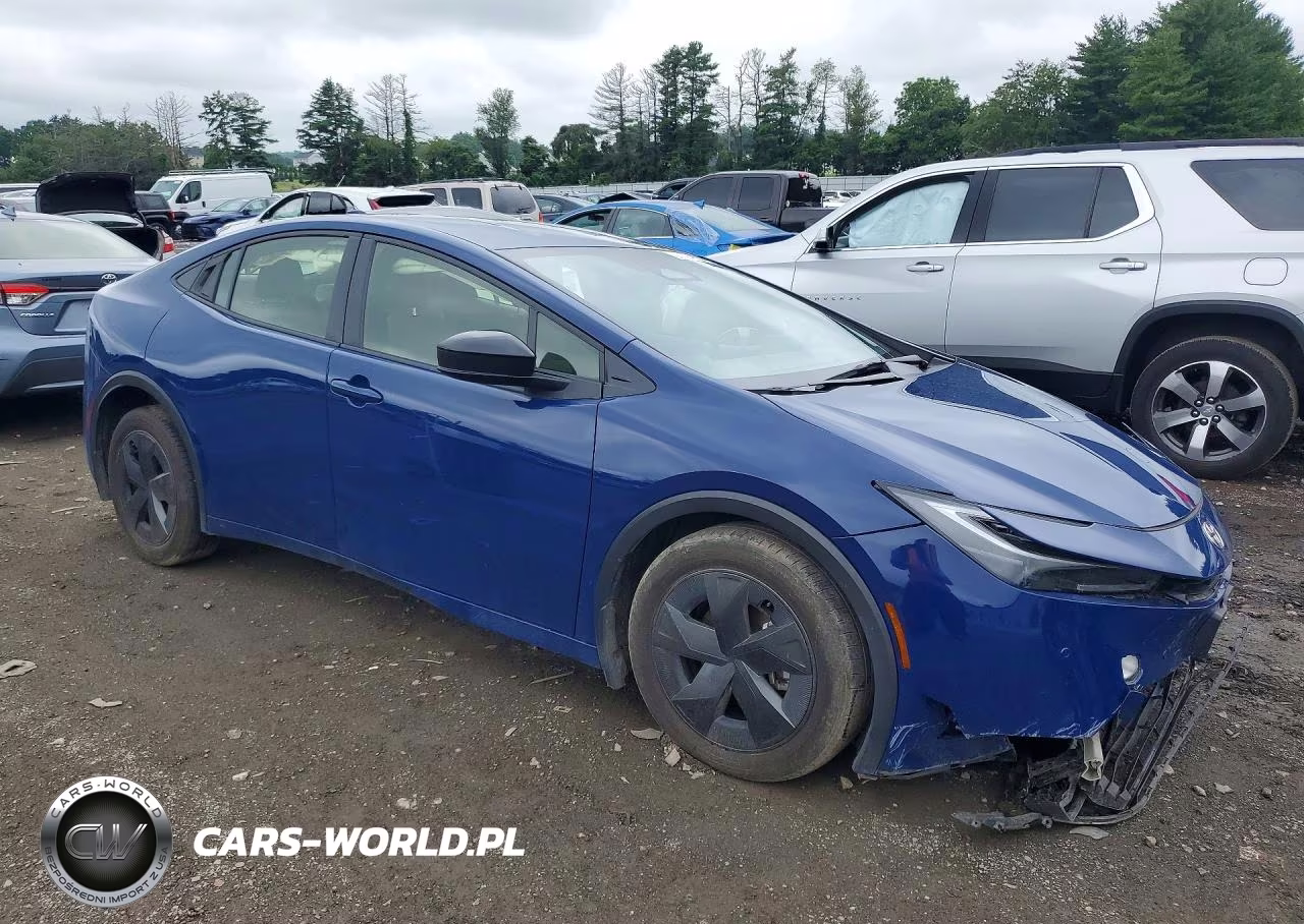 2025 Toyota Prius Le VIN:JTDACAAU5S3054740 - 4