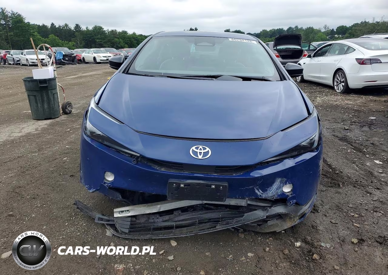 2025 Toyota Prius Le VIN:JTDACAAU5S3054740 - 5