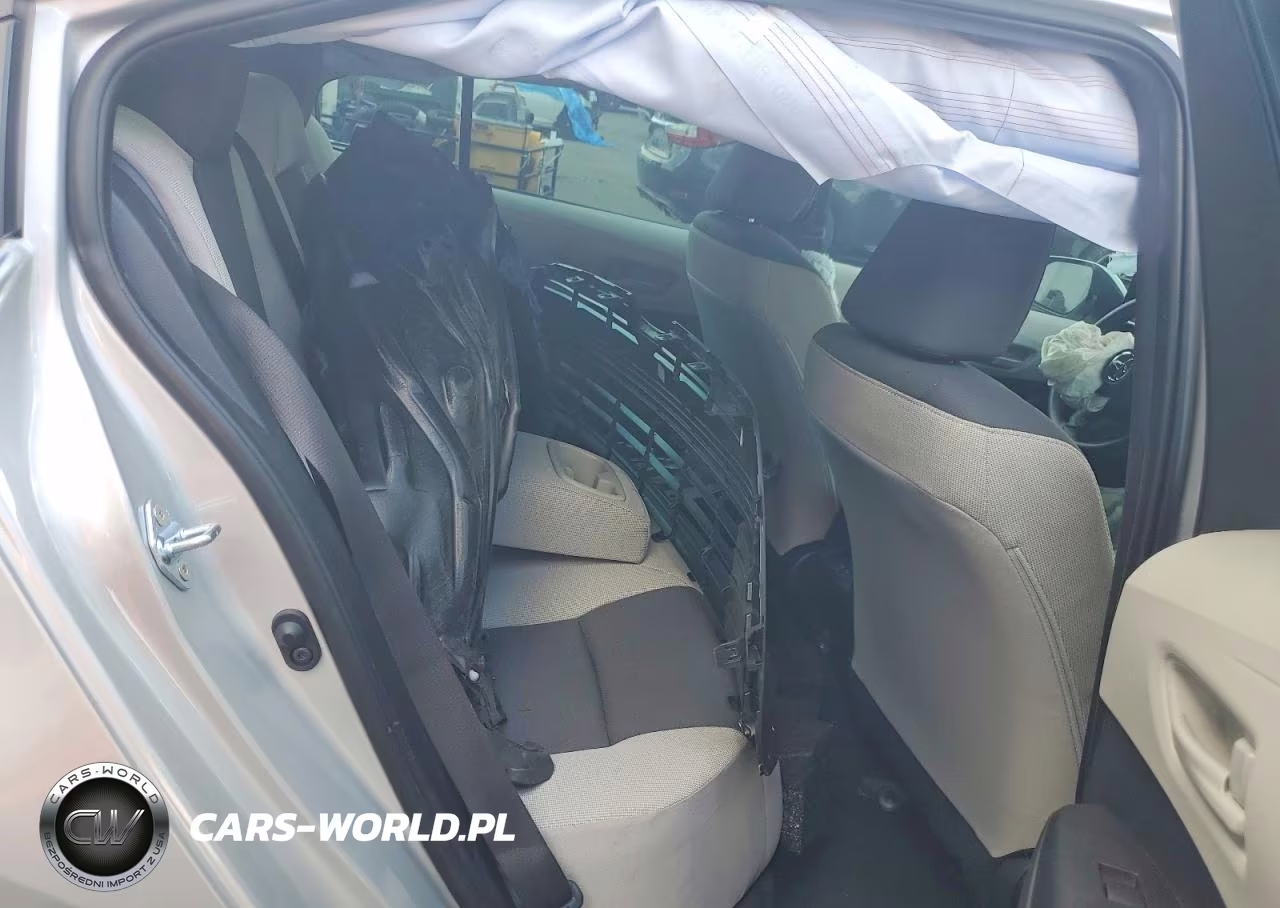 2026 Toyota Corolla Le VIN:5YFB4MDE4TP388970 - 10