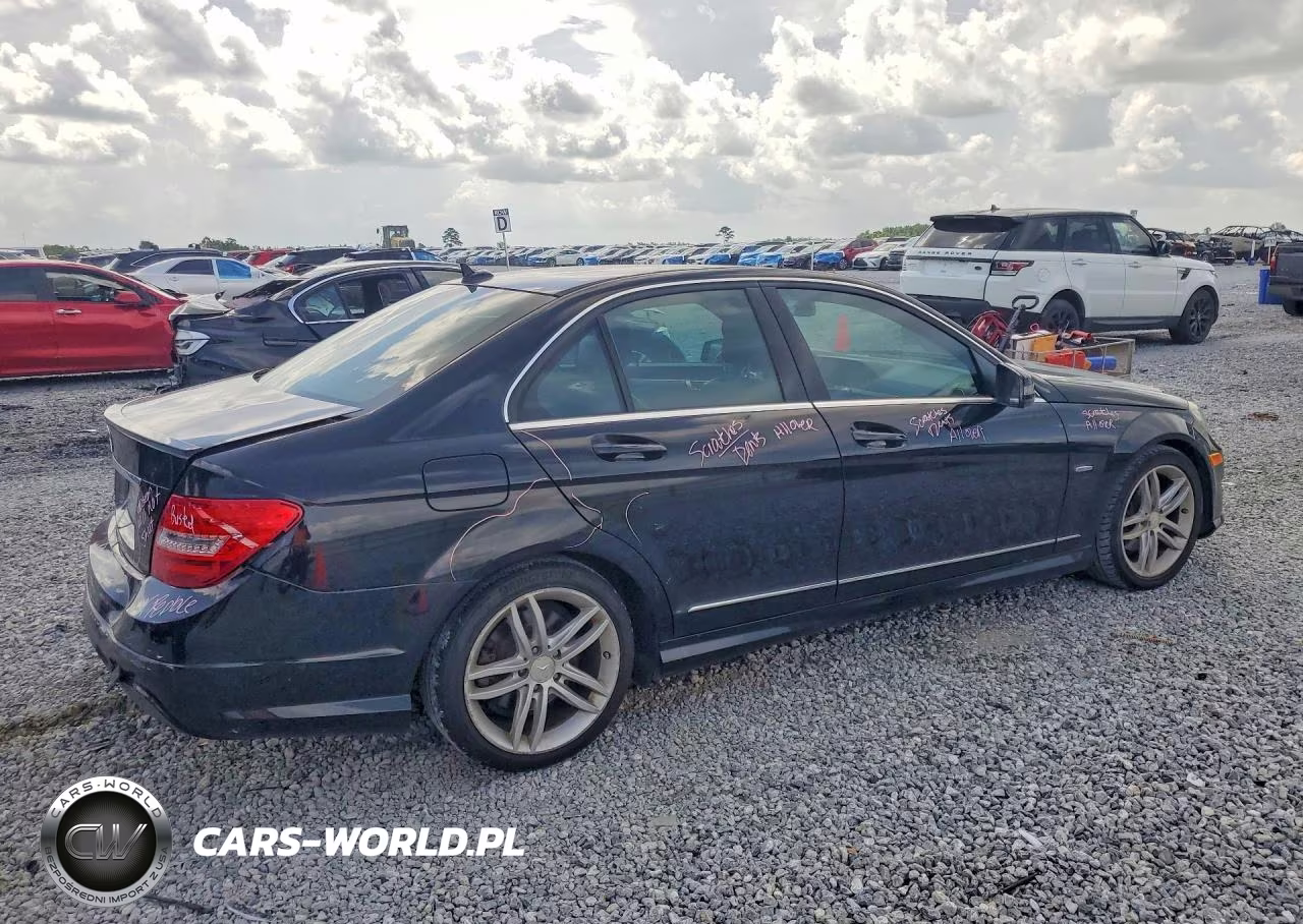 2012 Mercedes-Benz C 250 VIN:WDDGF4HB4CA623264 - 3