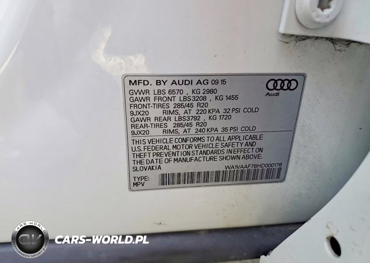 2017 Audi Q7 Prestige VIN:WA1VAAF78HD000176 - 14