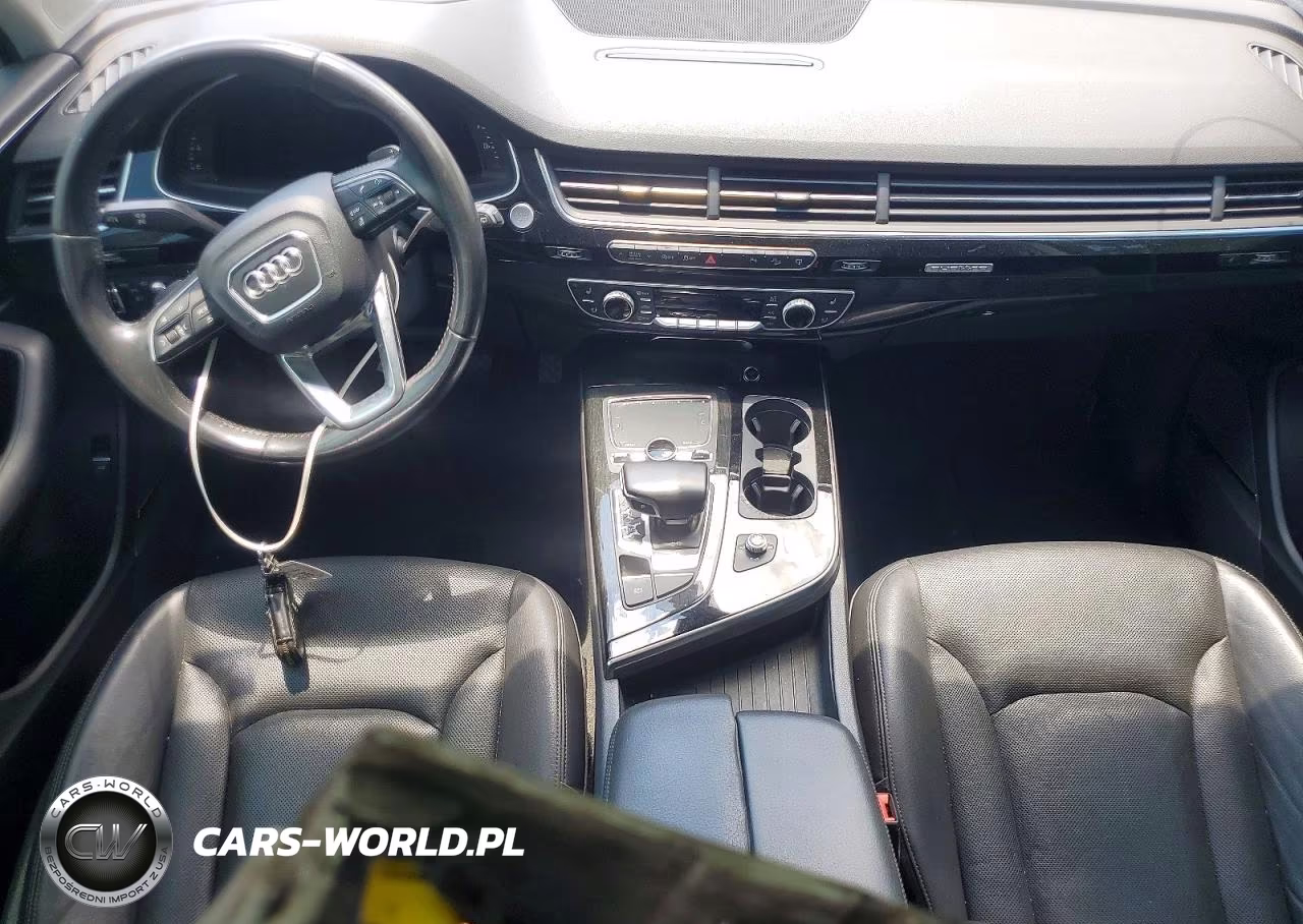 2017 Audi Q7 Prestige VIN:WA1VAAF78HD000176 - 8