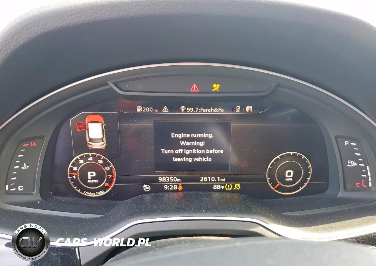 2017 Audi Q7 Prestige VIN:WA1VAAF78HD000176 - 9