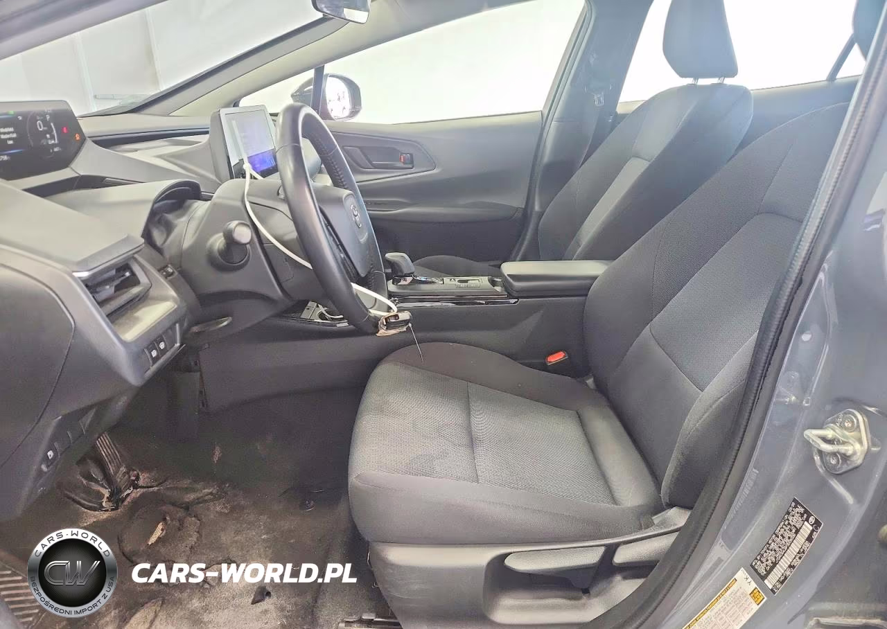 2023 Toyota Prius Le VIN:JTDACAAU6P3005036 - 7