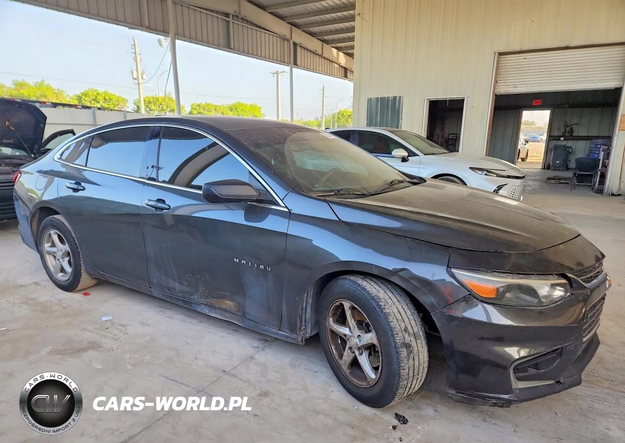 2017 Chevrolet Malibu Ls VIN:1G1ZB5ST0HF250152 - 4