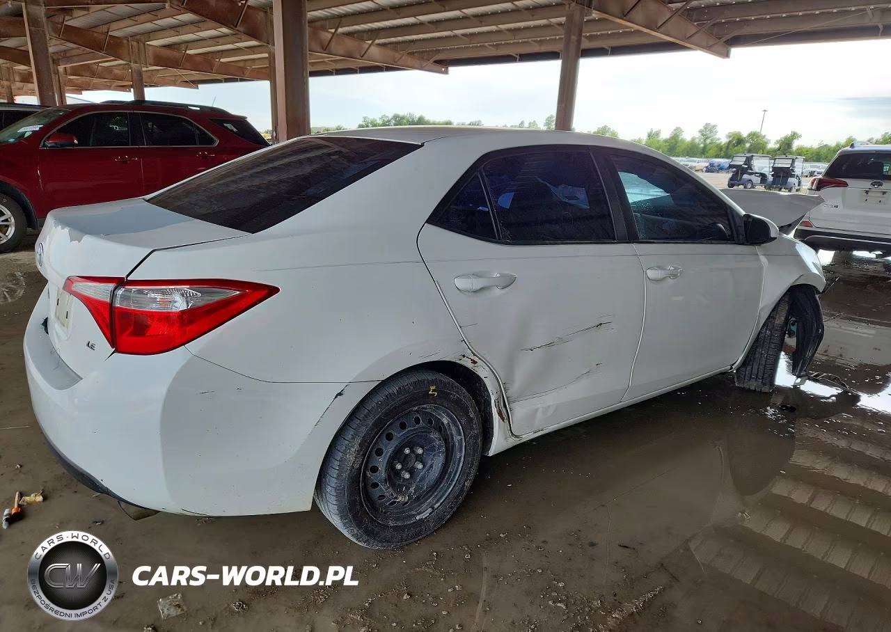2016 Toyota Corolla Le VIN:5YFBURHE4GP419762 - 3