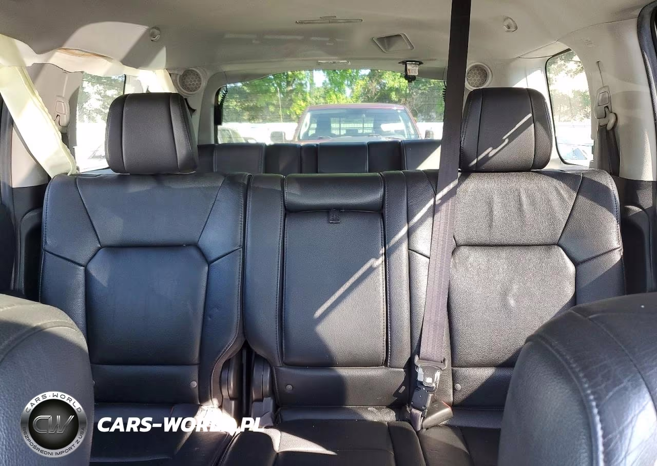 2012 Honda Pilot Touring VIN:5FNYF4H97CB010302 - 10