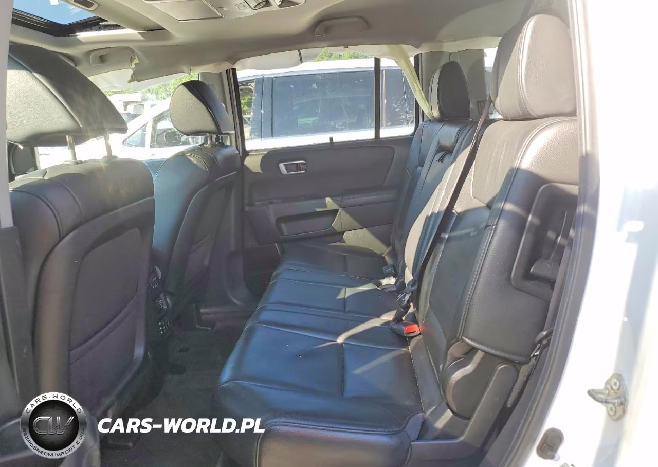 2012 Honda Pilot Touring VIN:5FNYF4H97CB010302 - 11