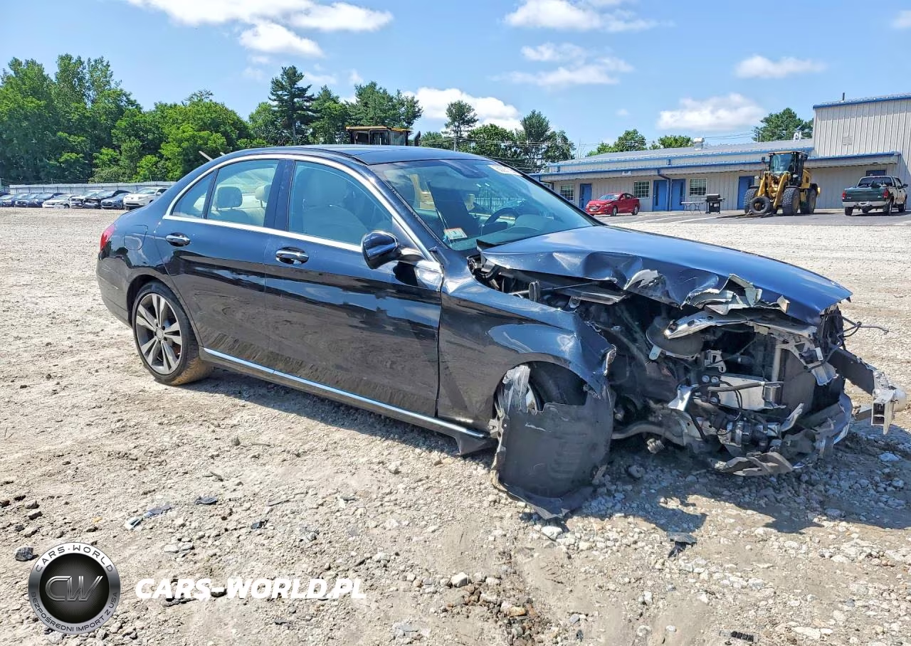 2017 Mercedes-Benz C 300 4Matic VIN:55SWF4KB4HU205105 - 4