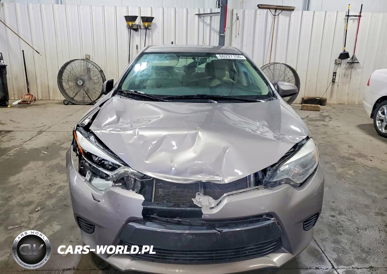 2015 Toyota Corolla Le VIN:2T1BURHE2FC421993 - 5