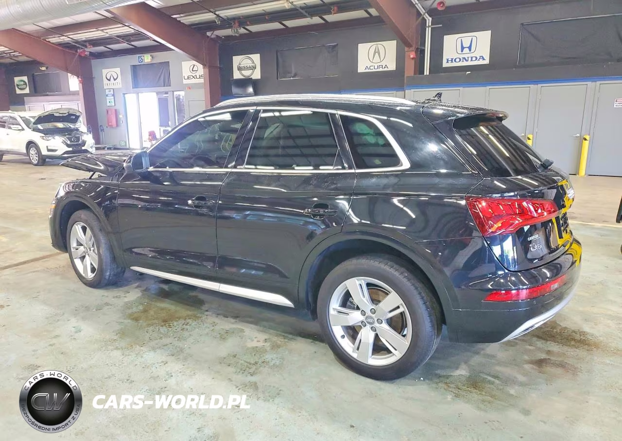 2018 Audi Q5 Premium Plus VIN:WA1BNAFY1J2240820 - 2
