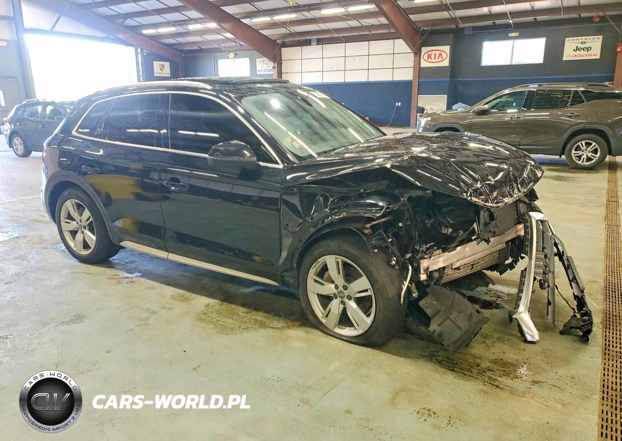 2018 Audi Q5 Premium Plus VIN:WA1BNAFY1J2240820 - 4