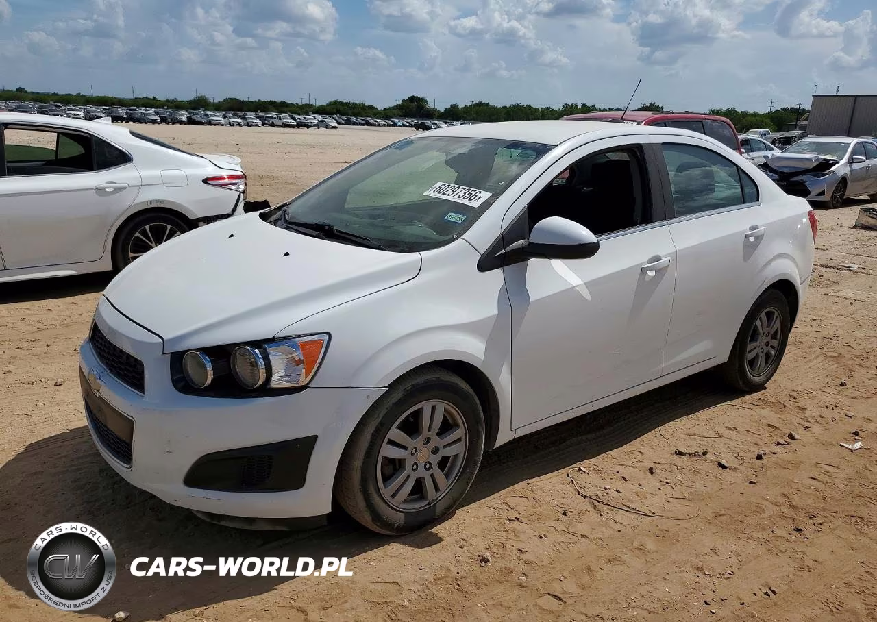 2016 Chevrolet Sonic Lt – zdjęcie 1 z 12
