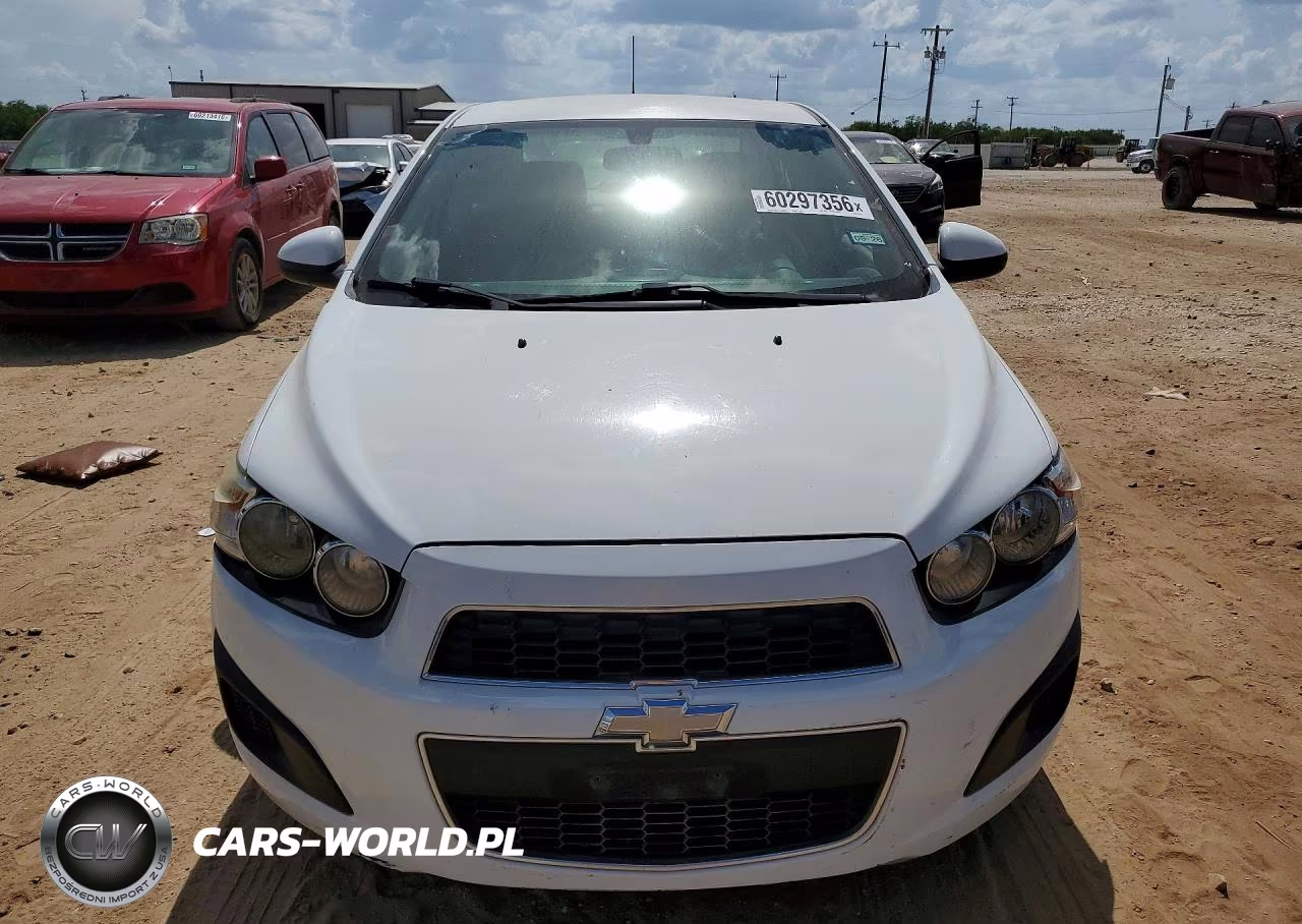 2016 Chevrolet Sonic Lt VIN:1G1JC5SH7G4137637 - 5