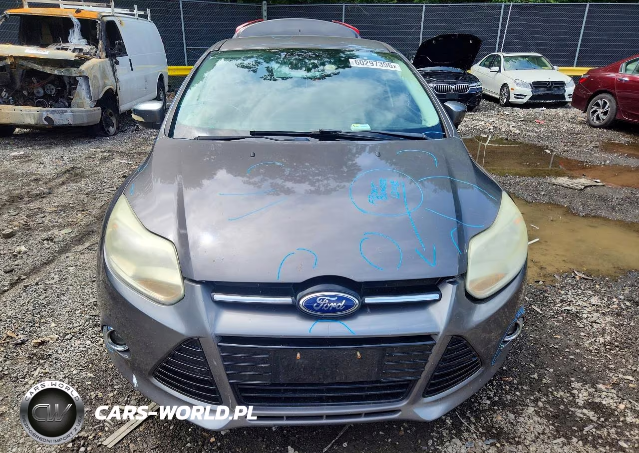 2012 Ford Focus Sel VIN:1FAHP3H28CL394460 - 5