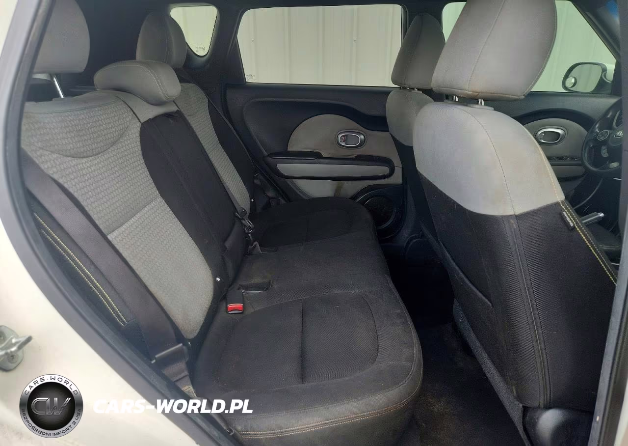 2014 Kia Soul + VIN:KNDJP3A56E7047723 - 10