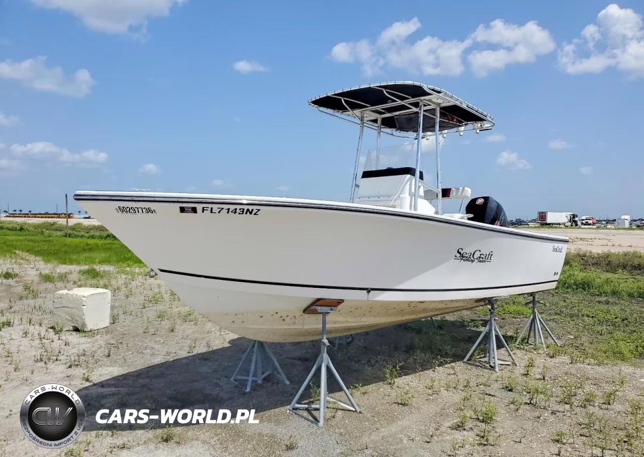 2001 Seacraft-Tracker 21 Open Fisherman - Boat VIN:SXCRA489C001 - 2