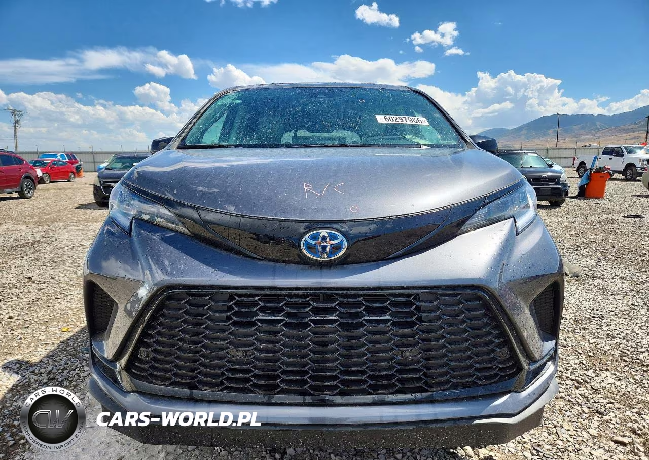 2025 Toyota Sienna Xse VIN:5TDDSKFC9SS179955 - 5