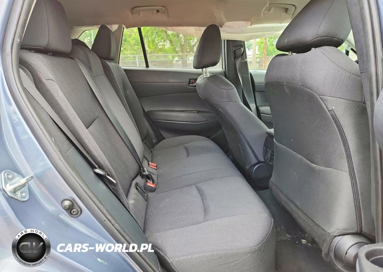 2024 Toyota Corolla Cross Le VIN:7MUCAABG2RV105116 - 10