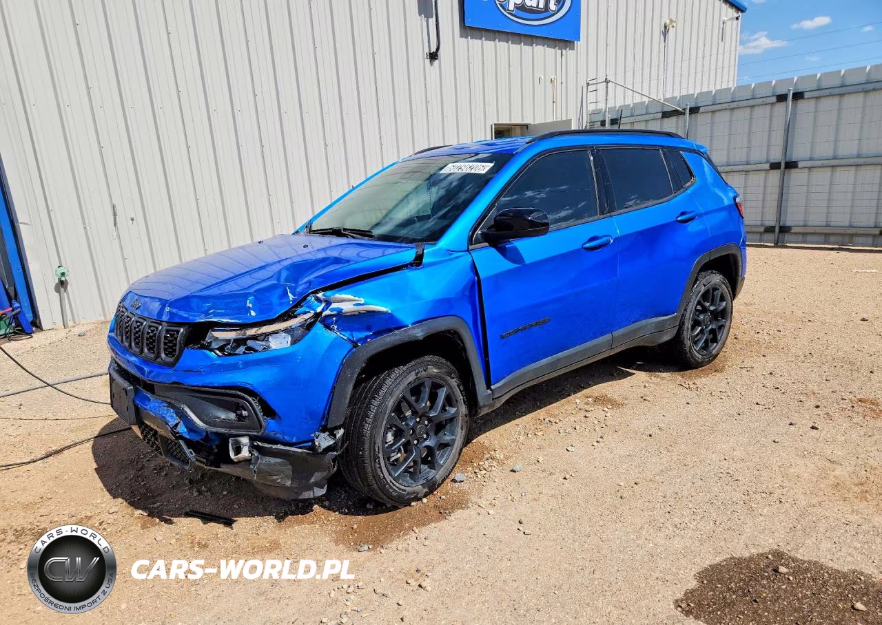2026 Jeep Compass Latitude – zdjęcie 1 z 13