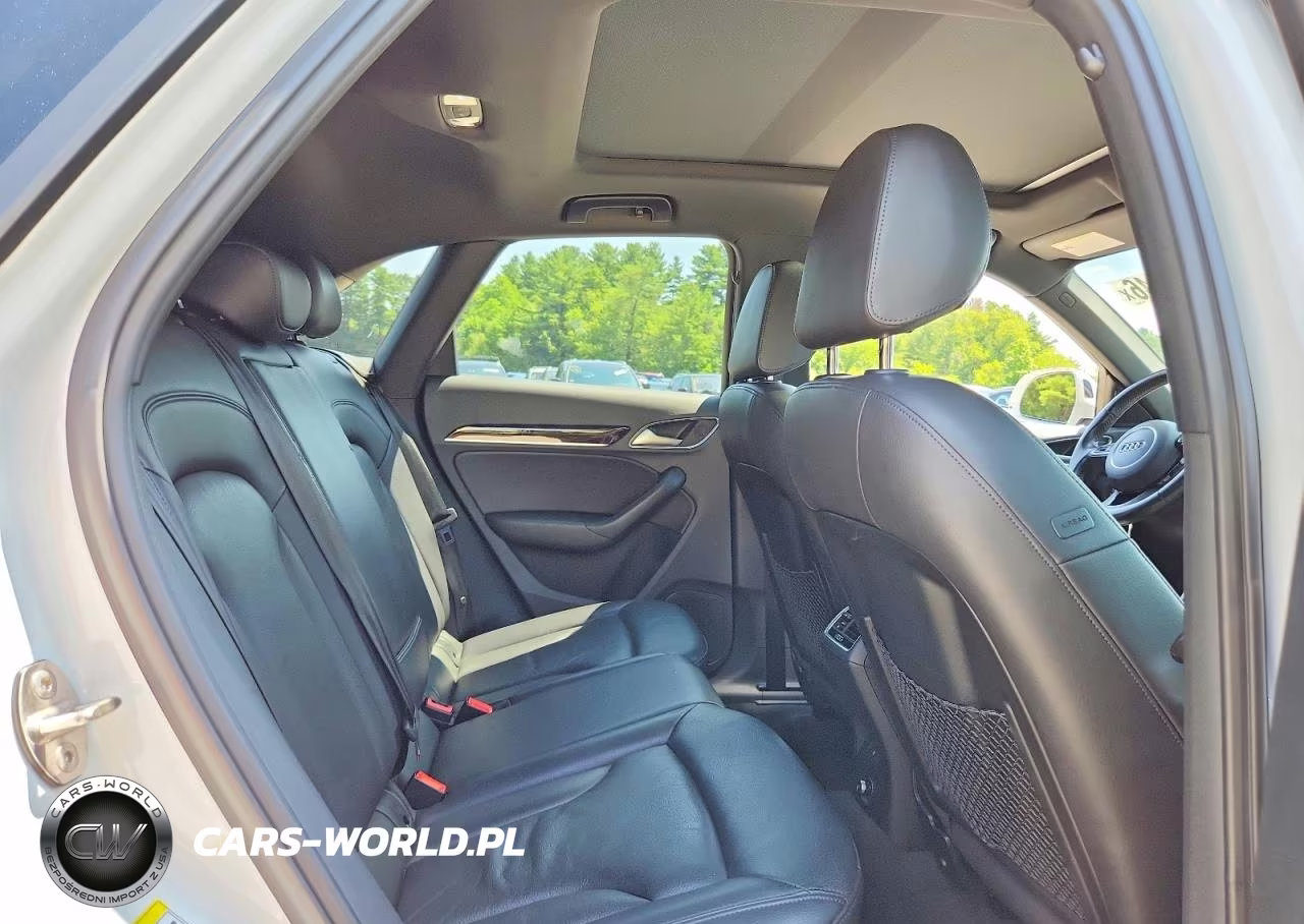 2018 Audi Q3 VIN:WA1JCCFS8JR000874 - 11
