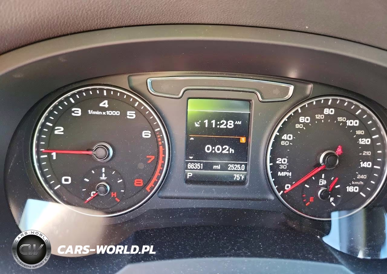 2018 Audi Q3 VIN:WA1JCCFS8JR000874 - 9