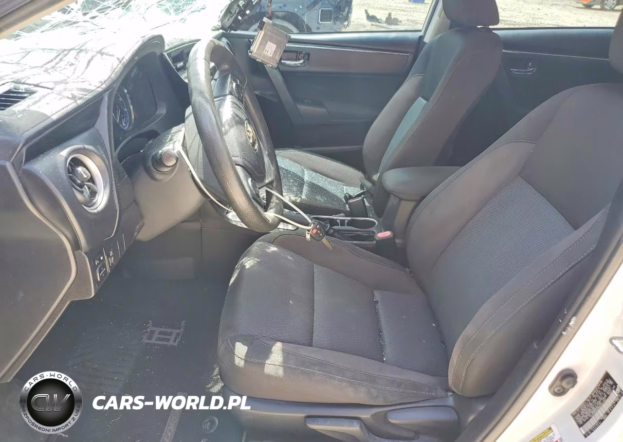 2017 Toyota Corolla Le VIN:5YFBURHE0HP669002 - 7