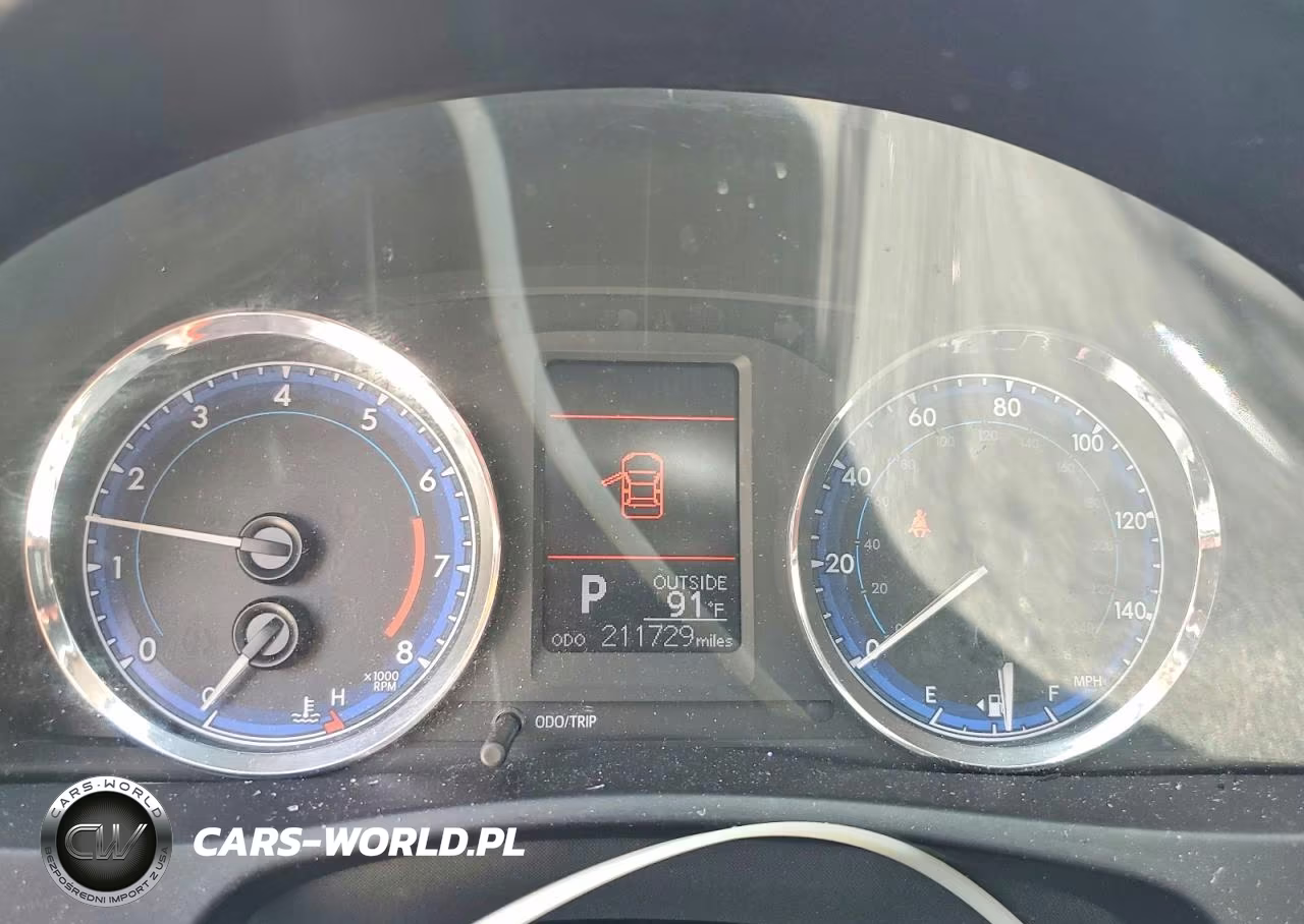 2017 Toyota Corolla Le VIN:5YFBURHE0HP669002 - 9