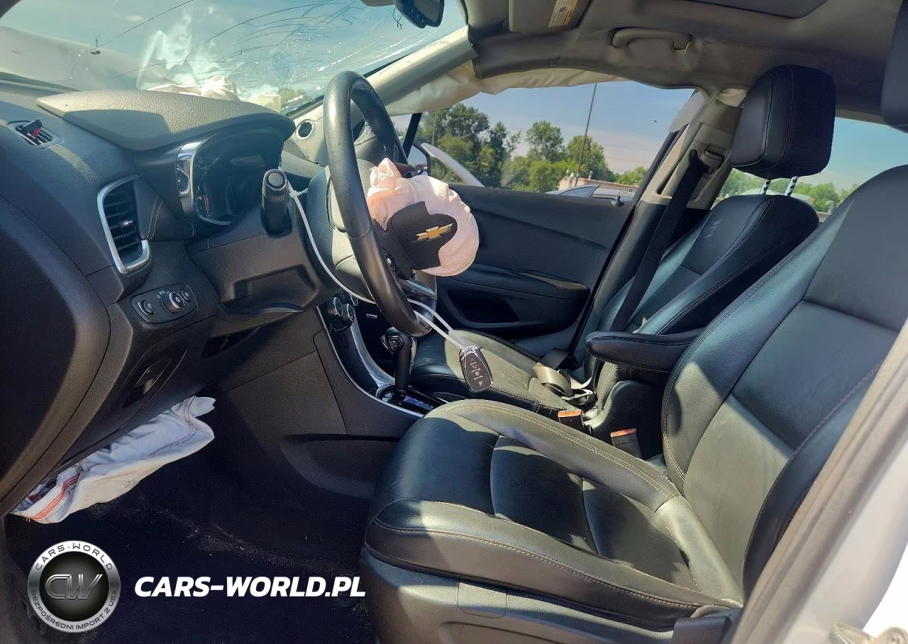 2020 Chevrolet Trax Premier VIN:3GNCJRSB2LL118594 - 7