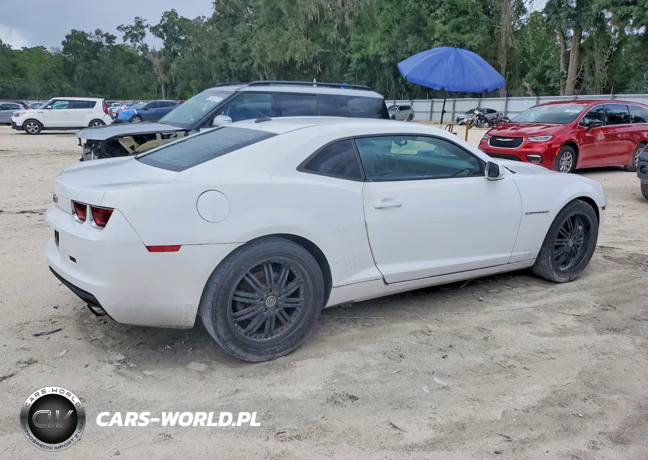 2011 Chevrolet Camaro Ls VIN:2G1FE1ED8B9214281 - 3