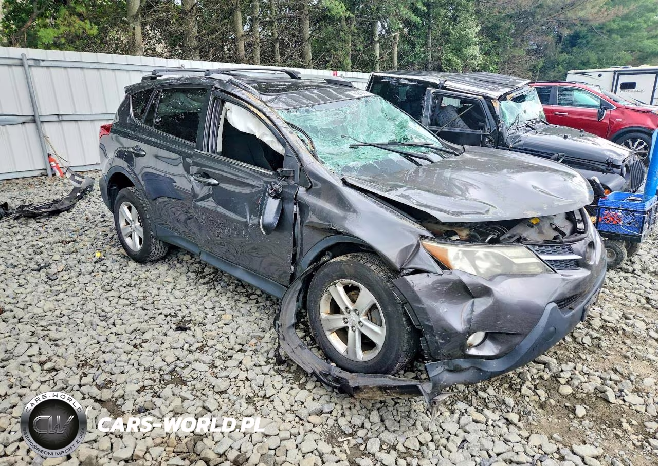 2013 Toyota Rav4 Xle VIN:2T3RFREV1DW012142 - 4