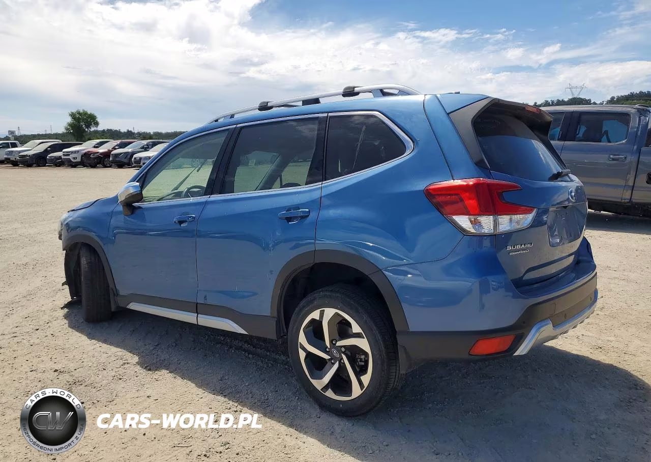 2023 Subaru Forester Touring VIN:JF2SKARC6PH503518 - 2
