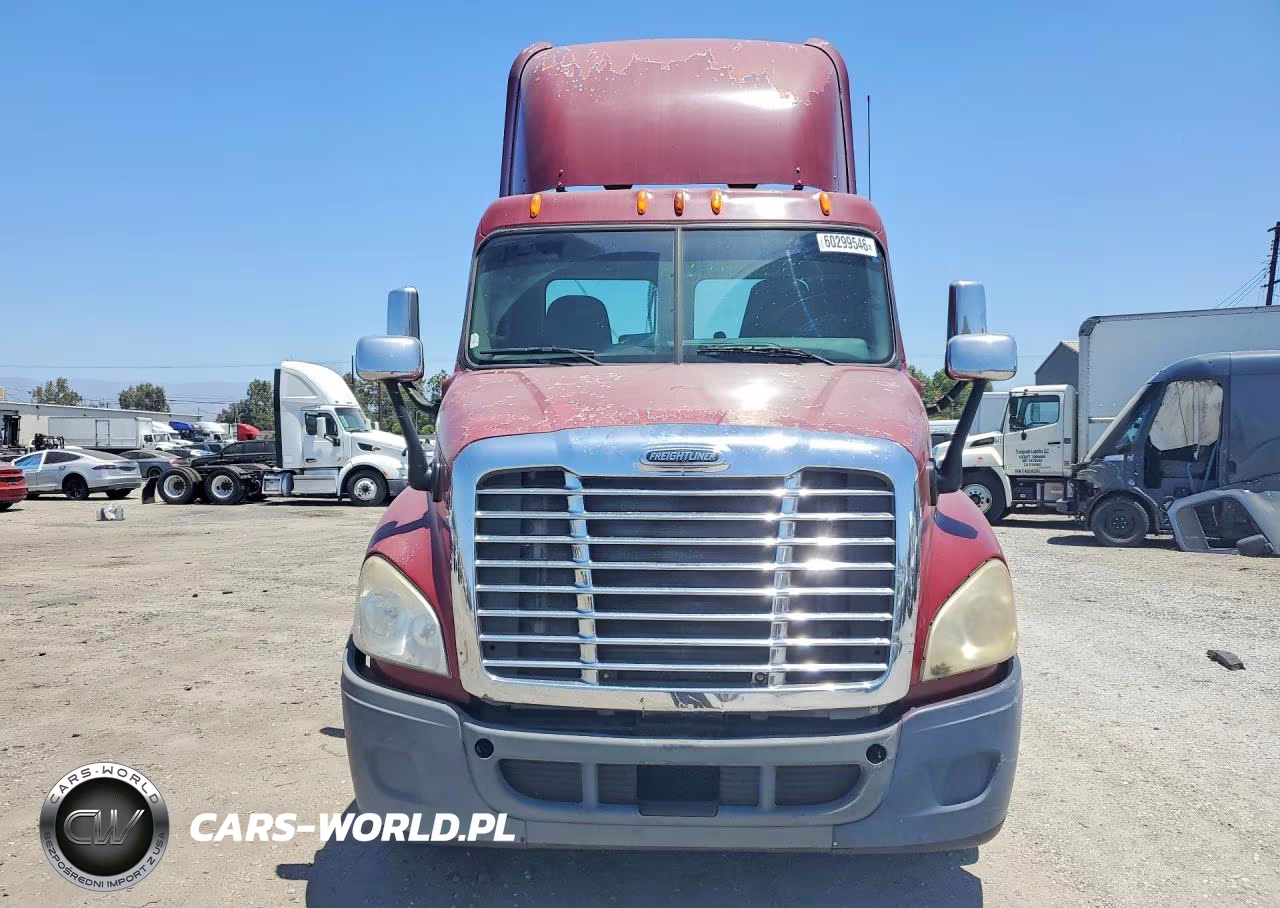 2011 Freightliner Cascadia Semi Truck VIN:1FUJGEDR6BLBB4129 - 5