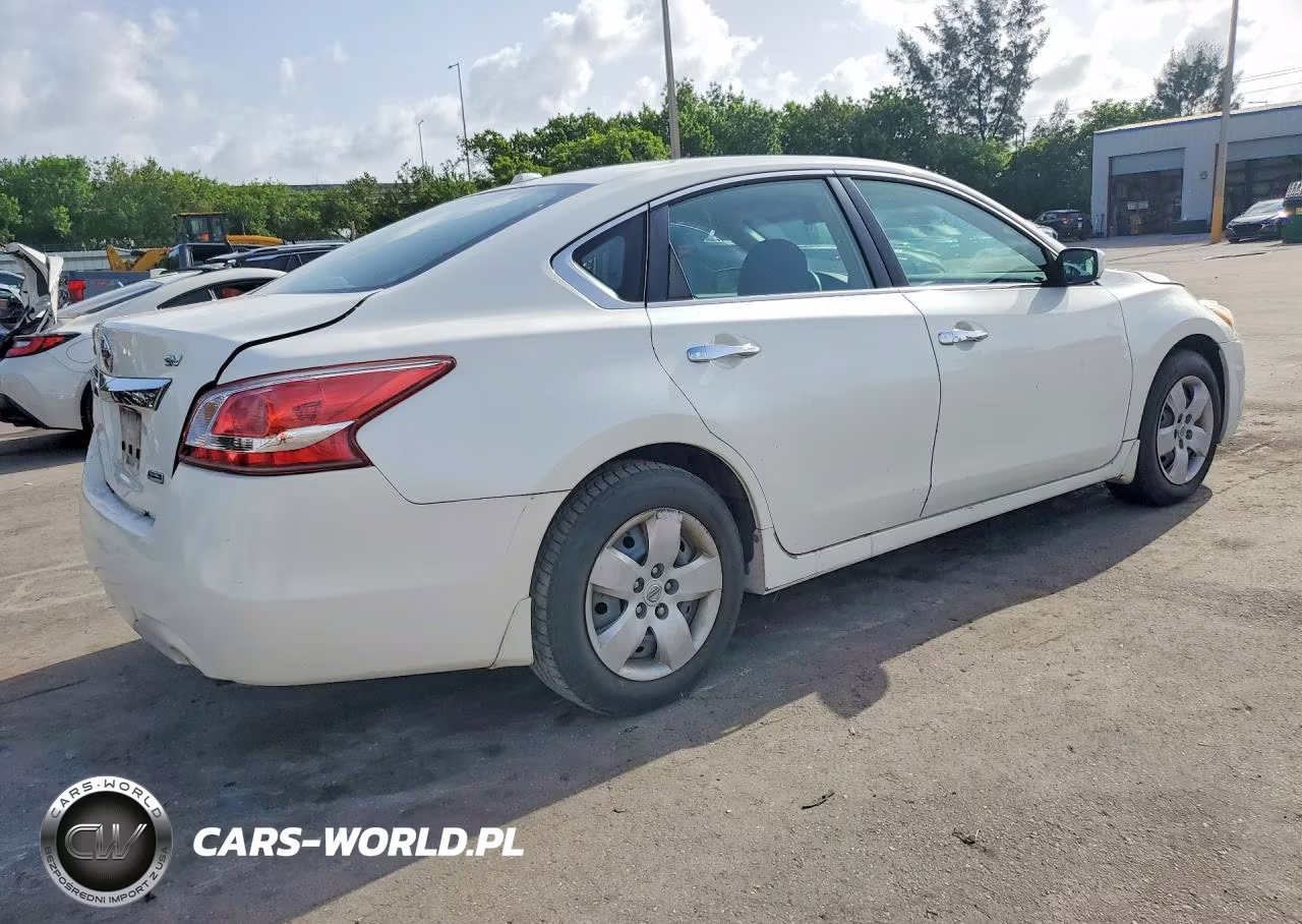 2013 Nissan Altima 2.5 VIN:1N4AL3AP2DN488083 - 3