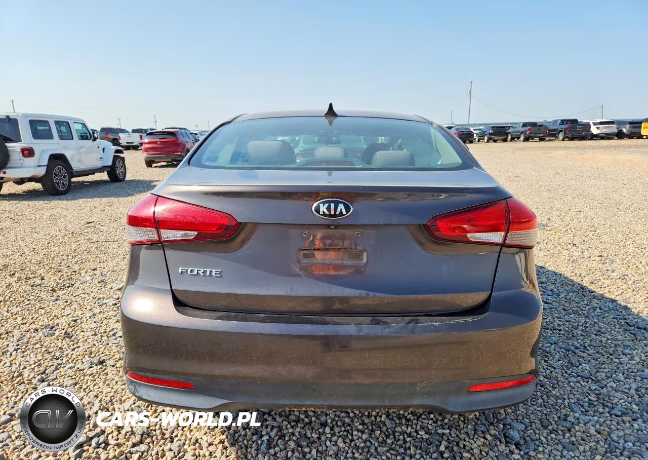 2017 Kia Forte Lx VIN:3KPFL4A76HE021538 - 6
