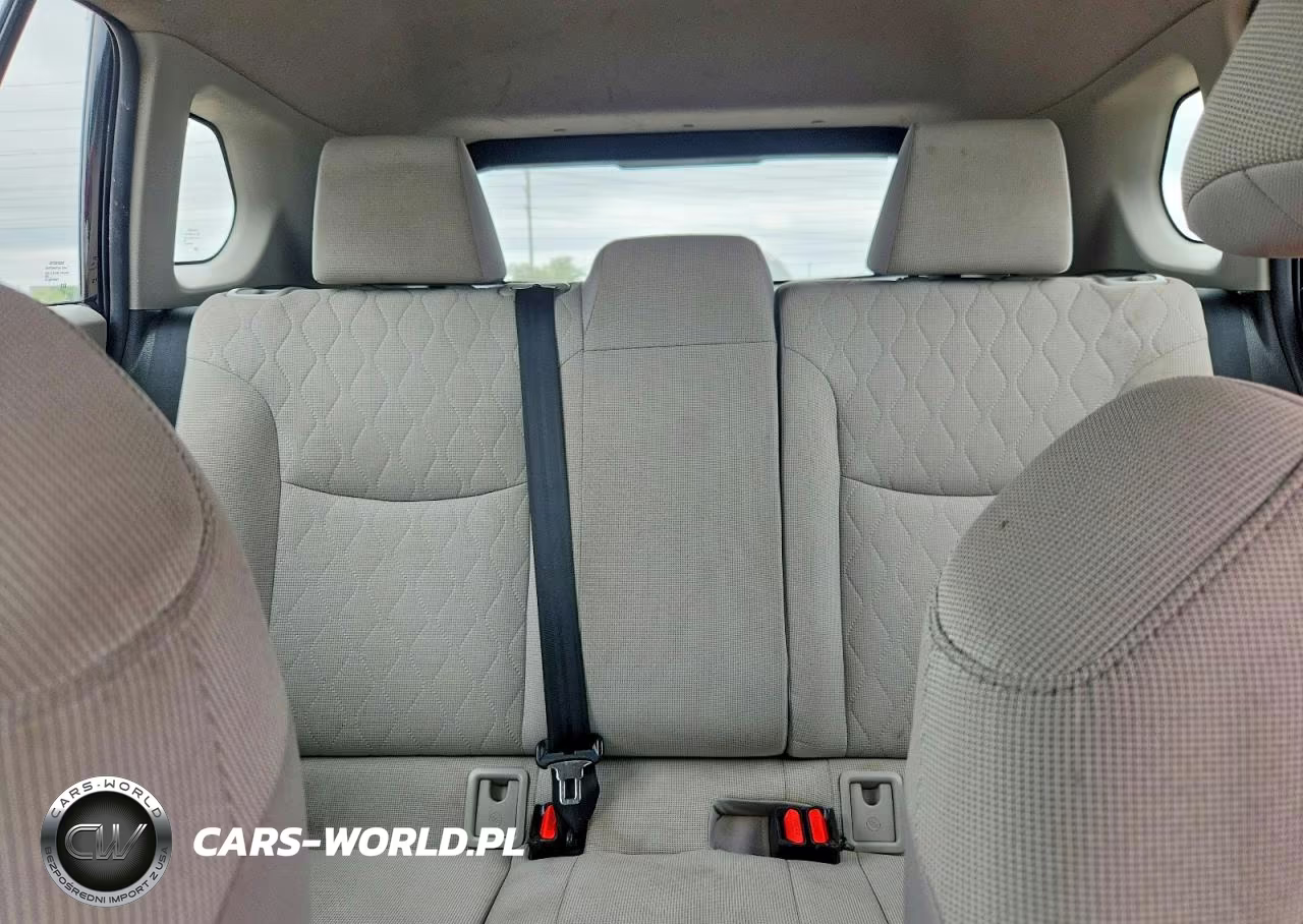 2022 Toyota Corolla Cross L VIN:7MUAAABG4NV015497 - 10