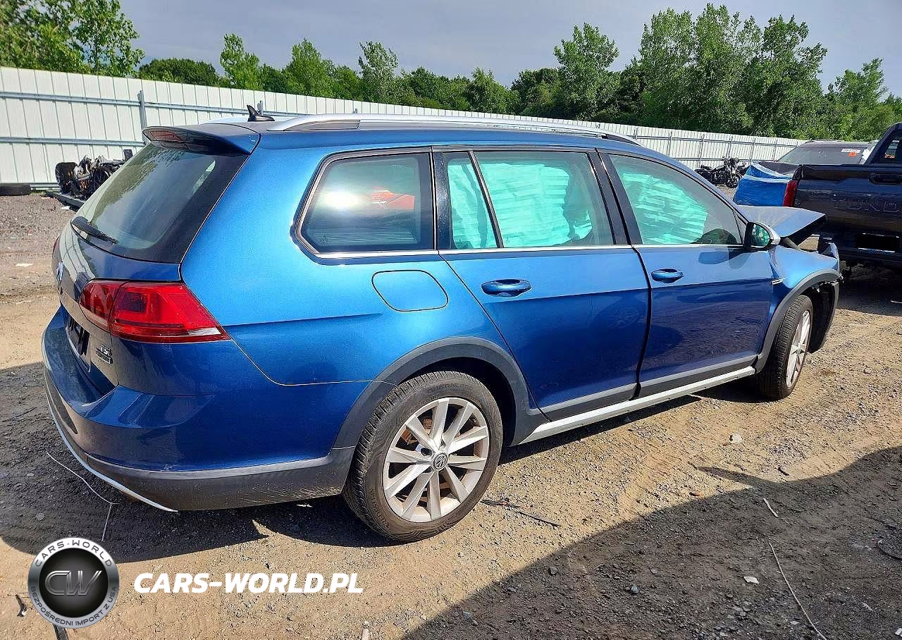 2017 Volkswagen Golf Alltrack S VIN:3VWH17AU1HM519610 - 5