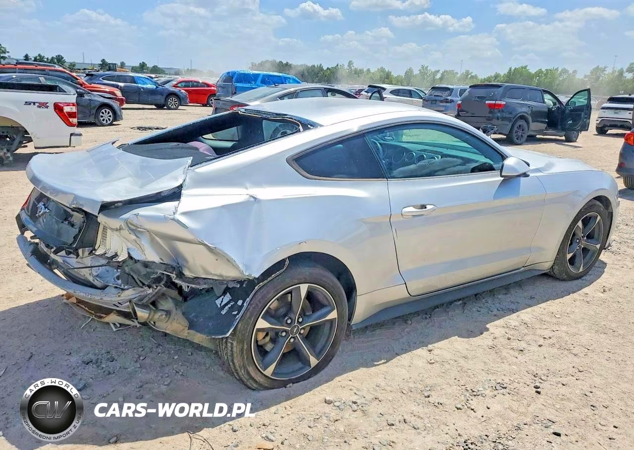 2018 Ford Mustang VIN:1FA6P8TH7J5162921 - 3