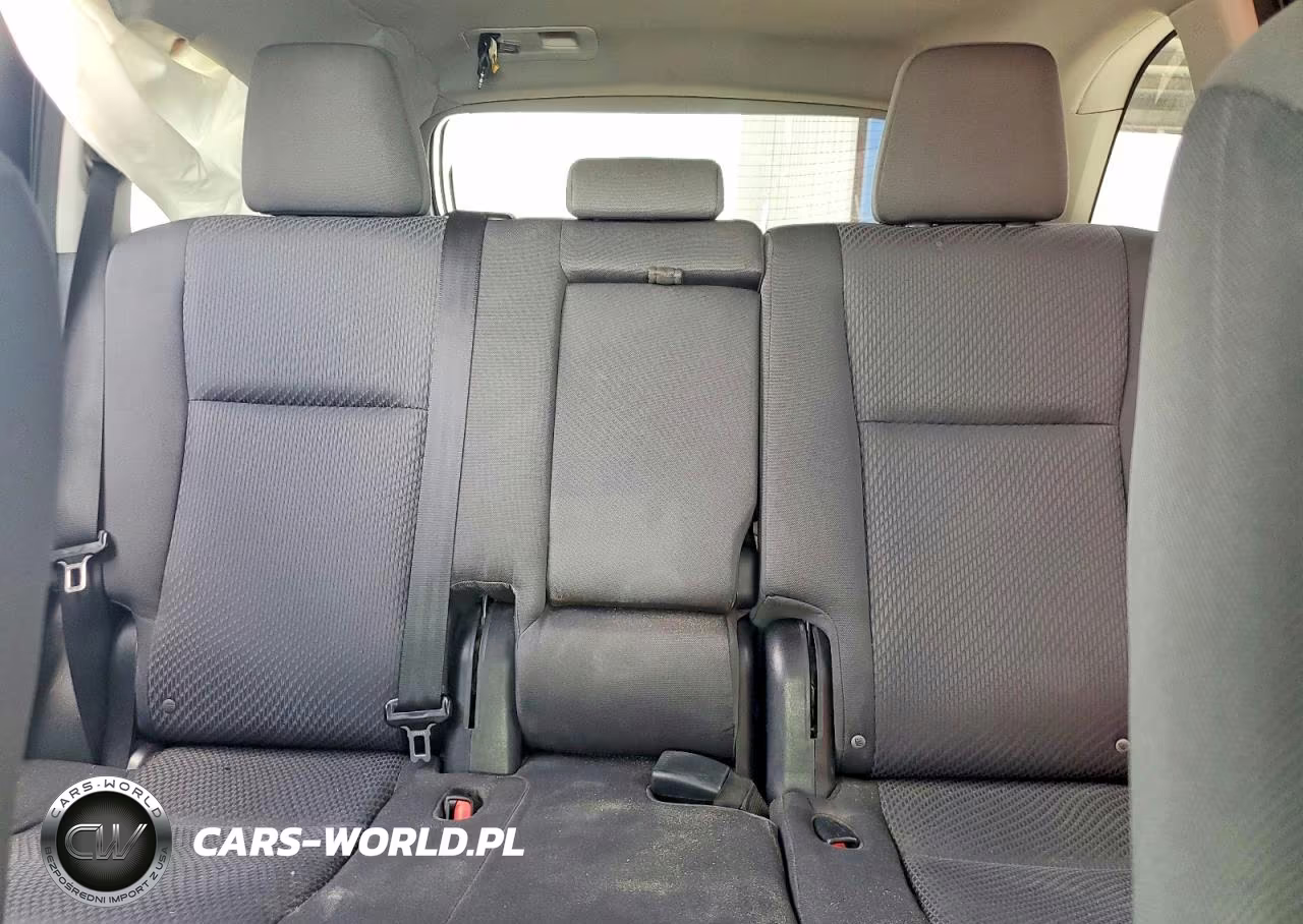 2014 Toyota Highlander Le VIN:5TDBKRFH3ES055079 - 10