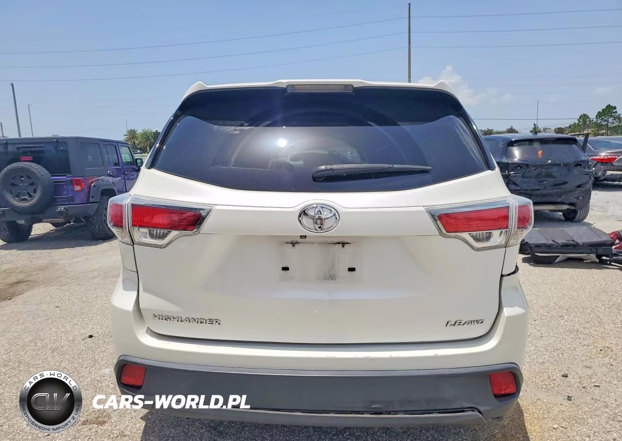 2014 Toyota Highlander Le VIN:5TDBKRFH3ES055079 - 6