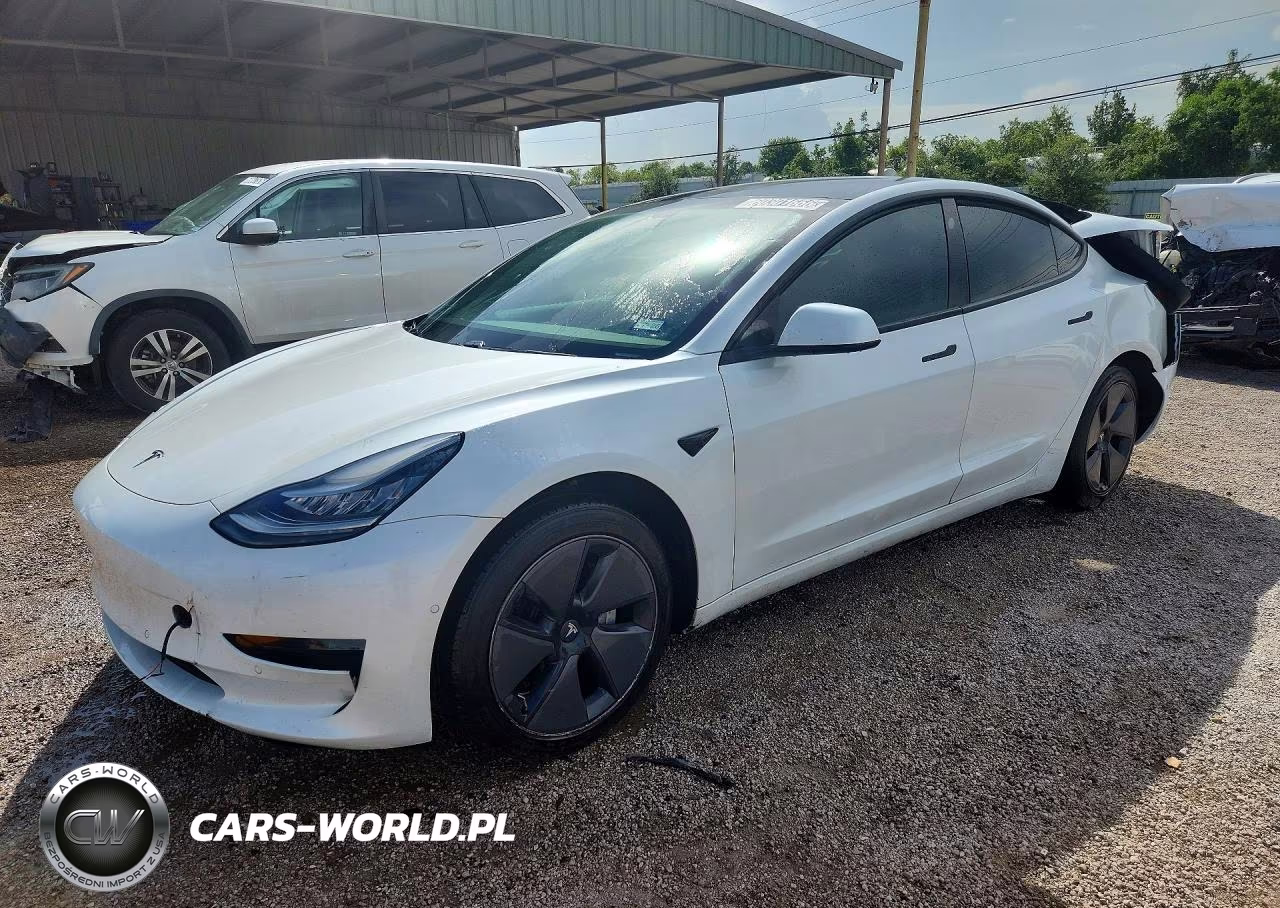 2021 Tesla Model 3 – zdjęcie 1 z 12
