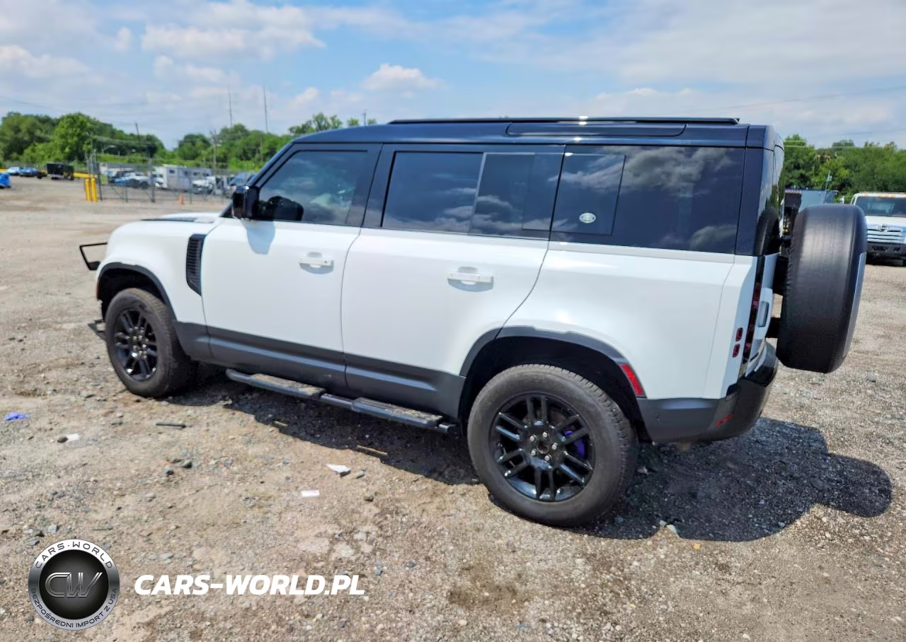 2022 Land Rover Defender 110 S VIN:SALEJ7RX0N2071585 - 2