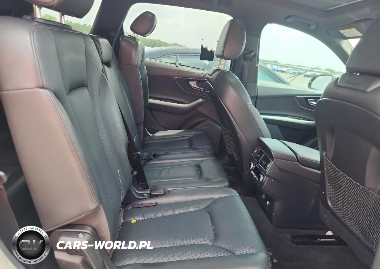 2018 Audi Q7 Prestige VIN:WA1VAAF72JD023880 - 11