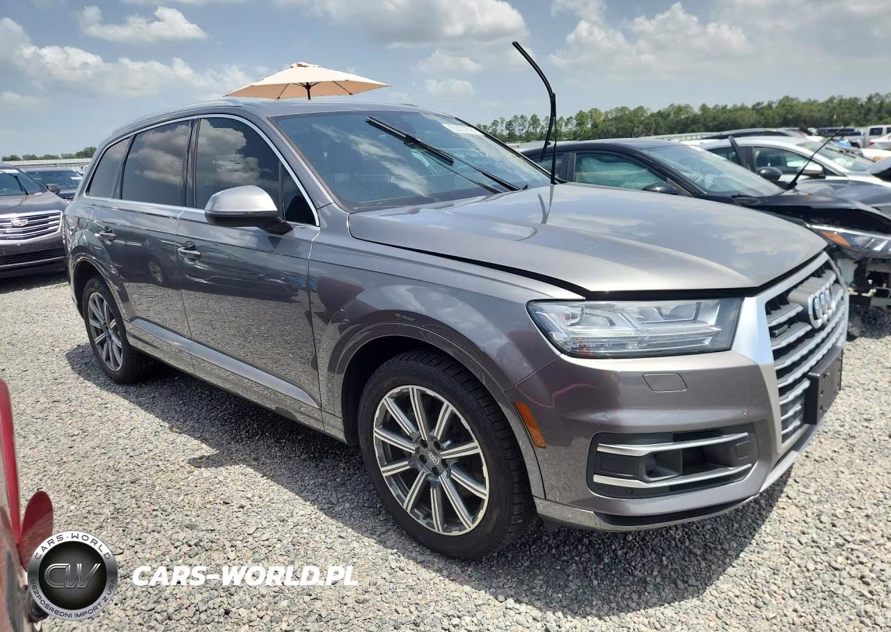 2018 Audi Q7 Prestige VIN:WA1VAAF72JD023880 - 4