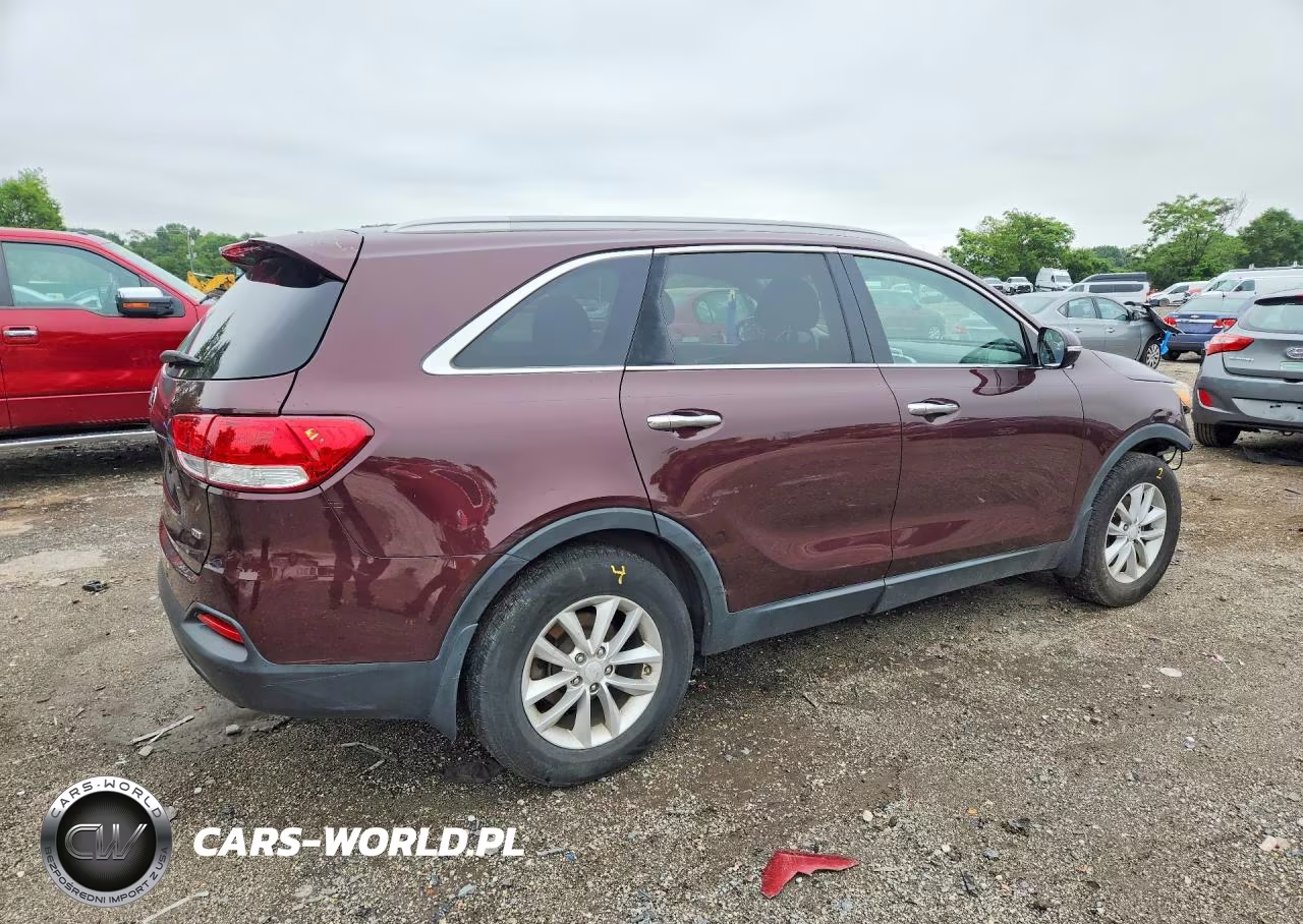 2018 Kia Sorento Lx VIN:5XYPG4A3XJG420743 - 3