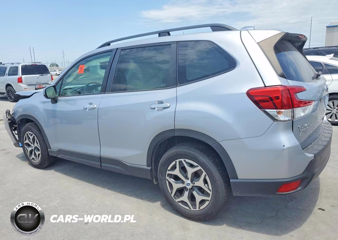 2019 Subaru Forester Premium VIN:JF2SKAEC2KH525093 - 2