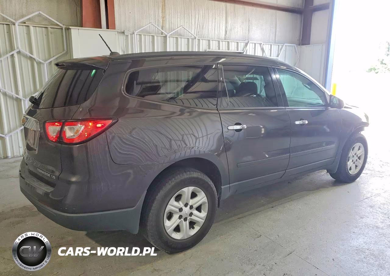 2015 Chevrolet Traverse Ls VIN:1GNKVFED0FJ343636 - 3